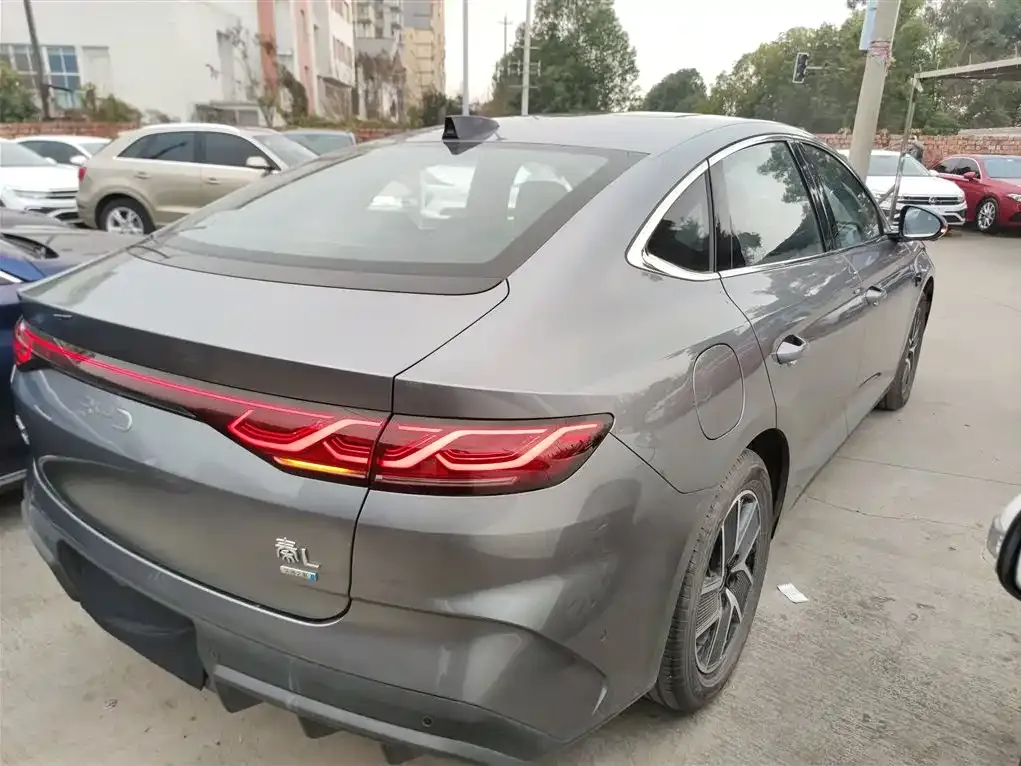BYD Qin L — фото 4