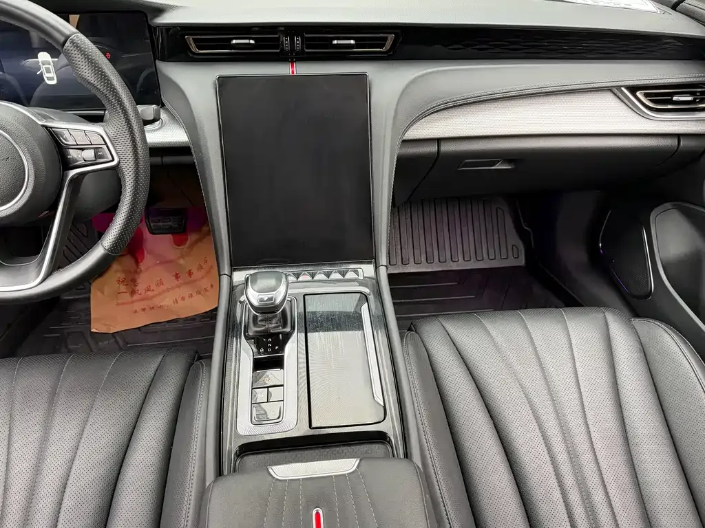 Hongqi H5 2025 из CN, фото 10