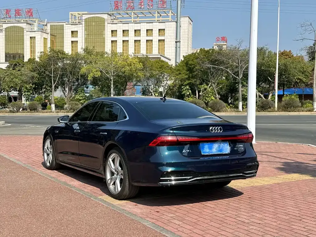 Audi A7L — фото 4
