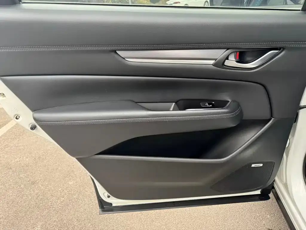 Mazda CX-8 2021 из CN, фото 4