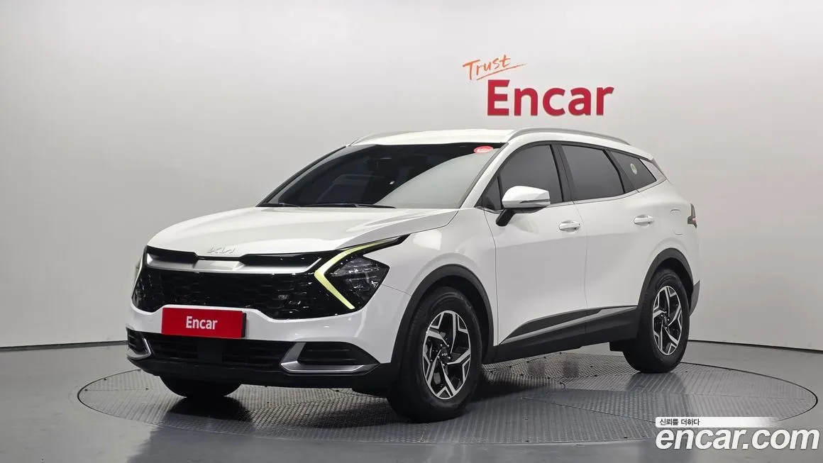 Kia Sportage — фото 1