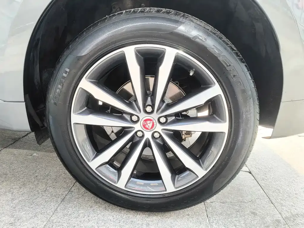 Jaguar F-PACE 2021 из CN, фото 9