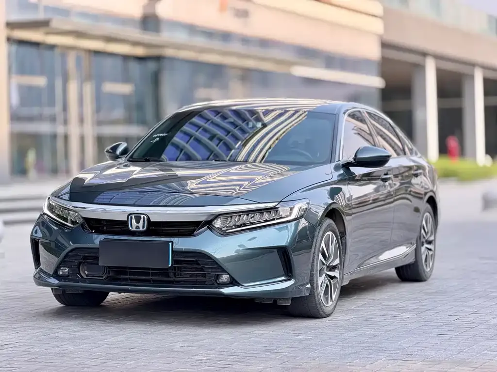 Honda Inspire 2023 из CN, фото 1