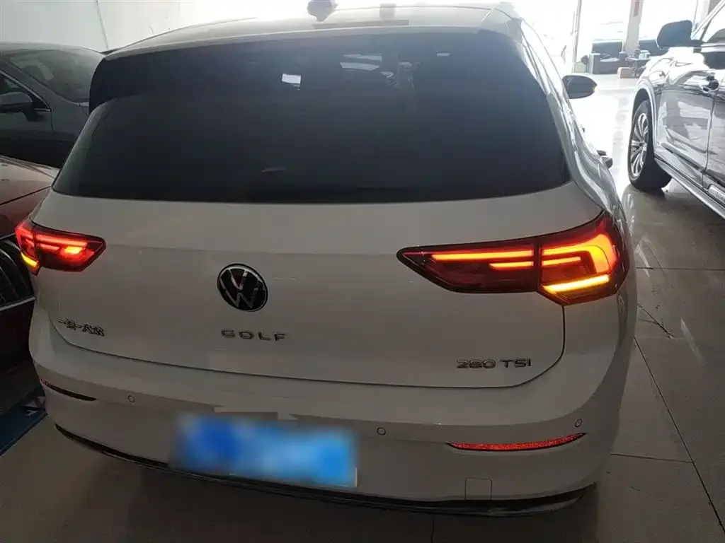 Volkswagen Golf 2022 из CN, фото 4
