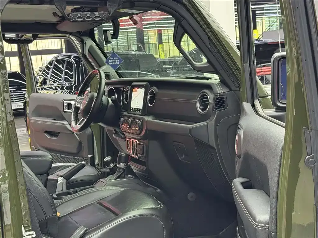 Jeep Gladiator 2022 из CN, фото 8