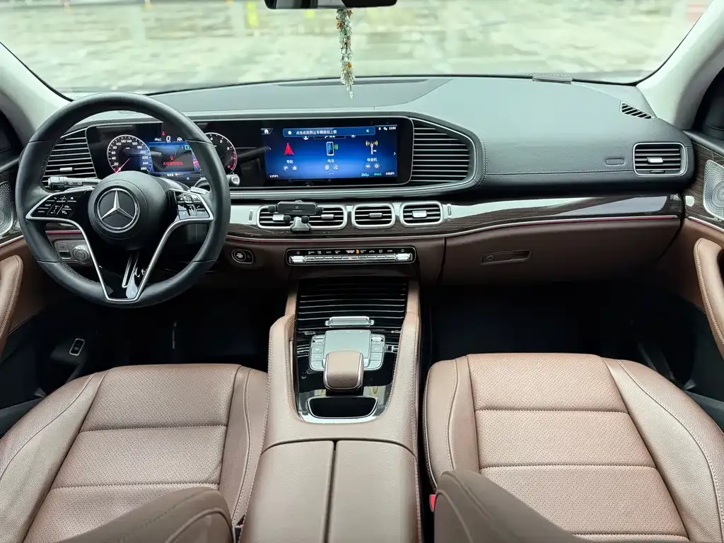 Mercedes-Benz GLE — фото 9