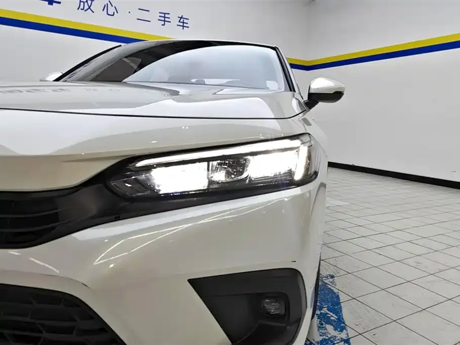 Honda Civic — фото 7