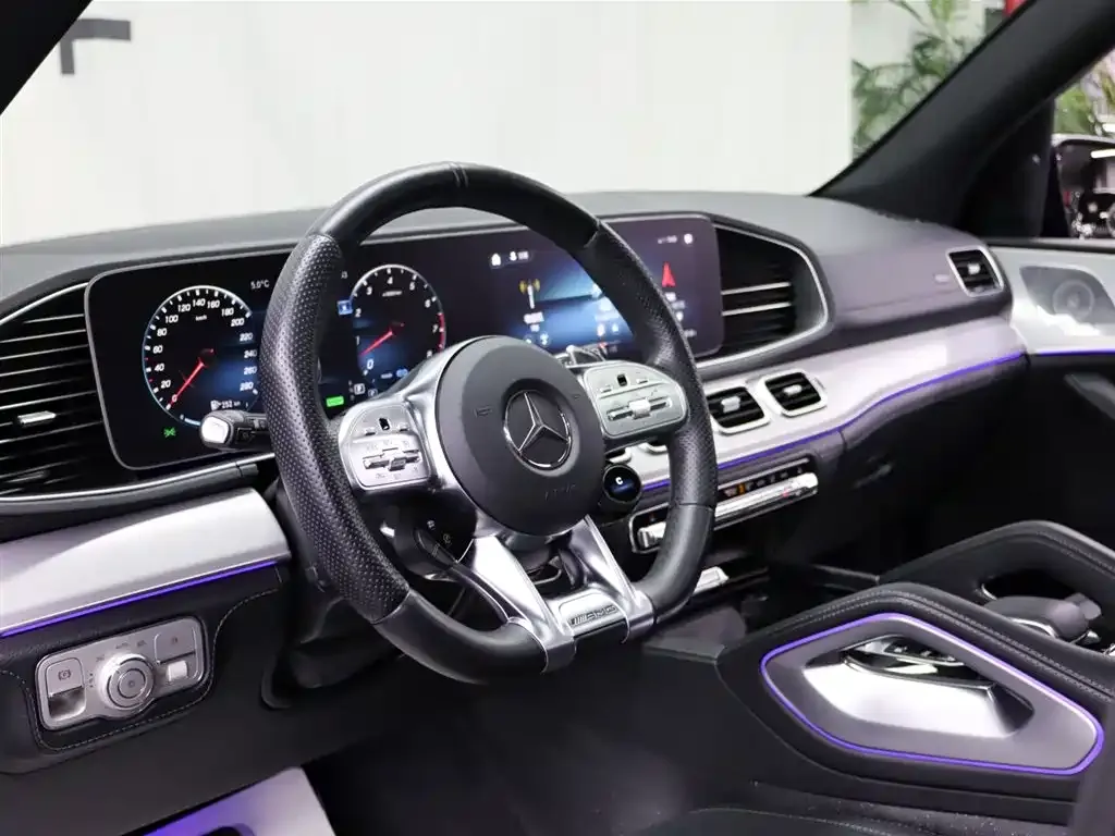 Mercedes-Benz GLE AMG — фото 5