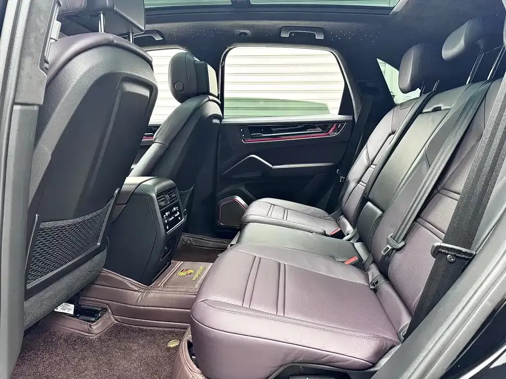 Porsche Cayenne 2023 из CN, фото 10