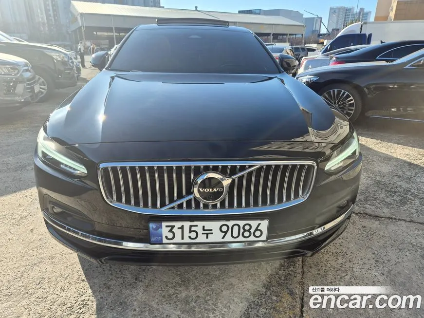 Volvo S90 2023 из KR, фото 1