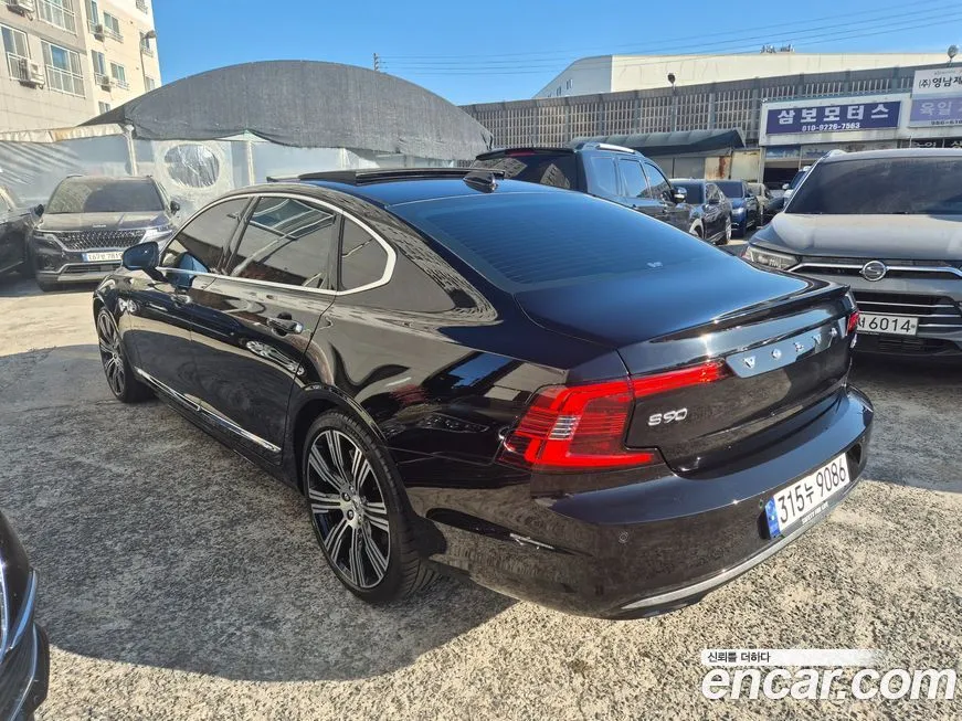 Volvo S90 2023 из KR, фото 6