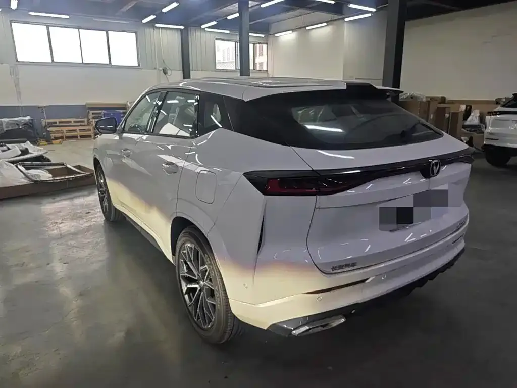 Changan UNI-Z New Energy 2025 из CN, фото 5