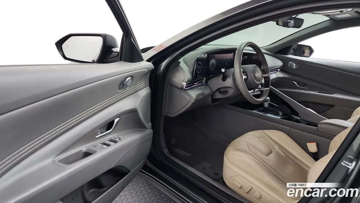 Hyundai AVANTE — фото 2