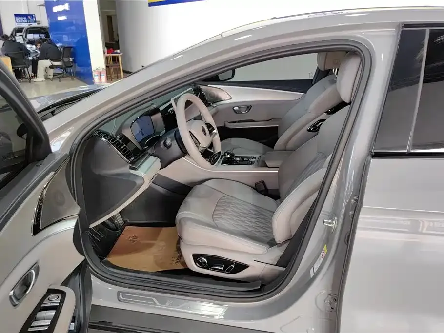 BYD Han 2025 из CN, фото 6