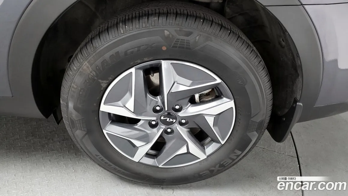 Kia Sorento — фото 6