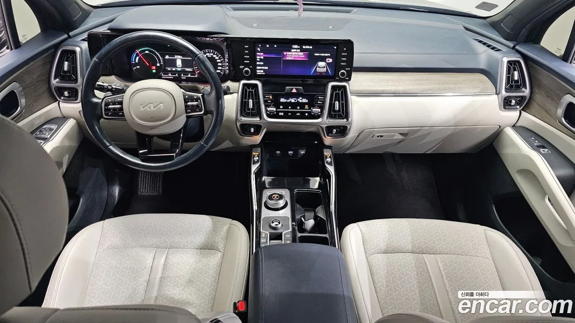 Kia Sorento — фото 10