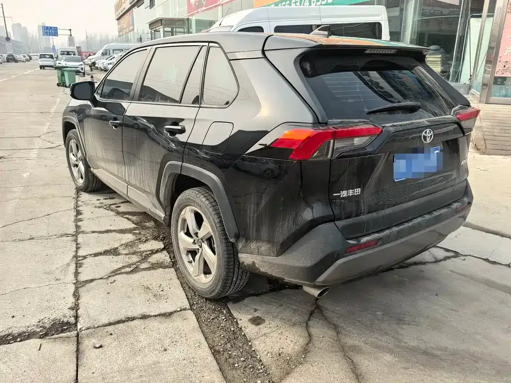Toyota RAV4 2022 из CN, фото 7