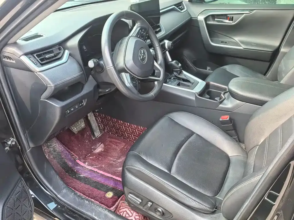 Toyota RAV4 2022 из CN, фото 3
