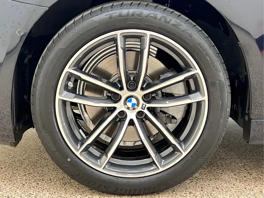 BMW 5 Series — фото 5