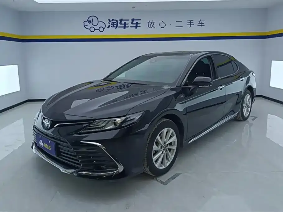 Toyota Camry 2023 из CN, фото 1