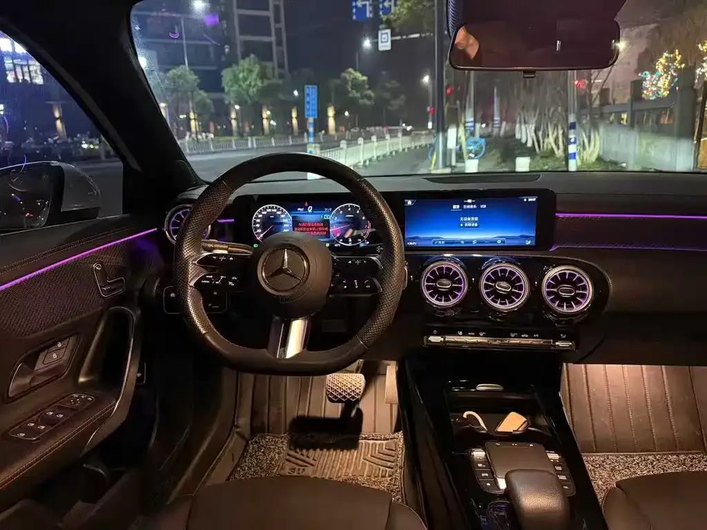 Mercedes-Benz A-Class 2023 из CN, фото 2