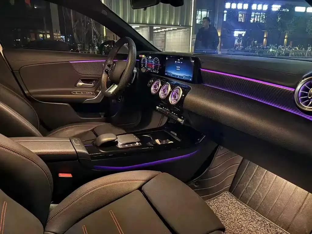 Mercedes-Benz A-Class 2023 из CN, фото 8