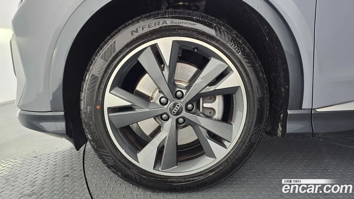 Audi Q4 e-tron 2022 из KR, фото 4