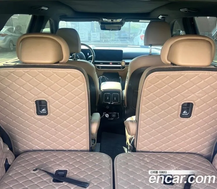 Kia Sorento — фото 7