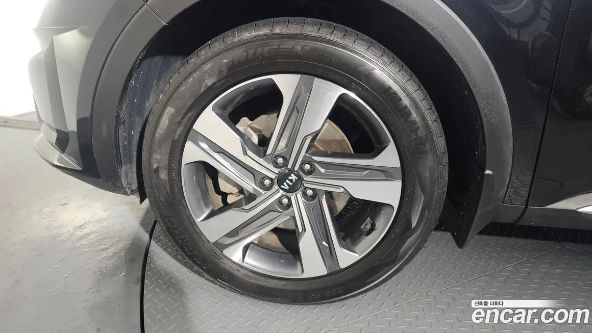Kia Sorento — фото 7