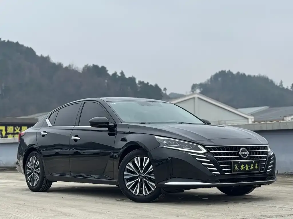 Nissan Teana — фото 7