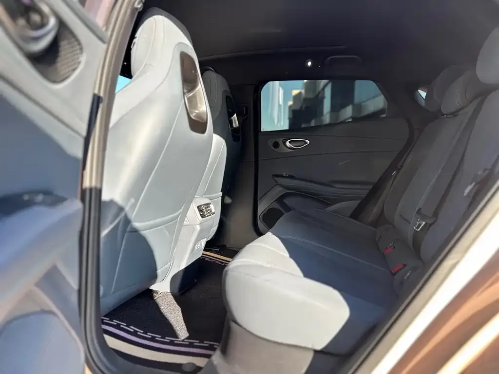 BYD Seal 06GT — фото 2