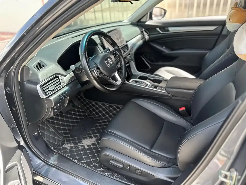 Honda Accord — фото 4