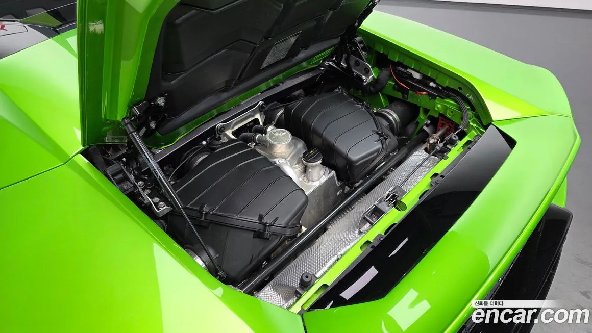Lamborghini Huracan — фото 9