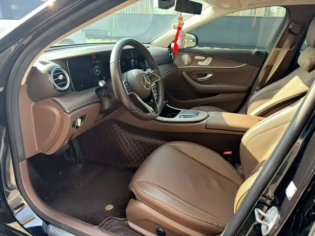 Mercedes-Benz E-Class 2023 из CN, фото 5