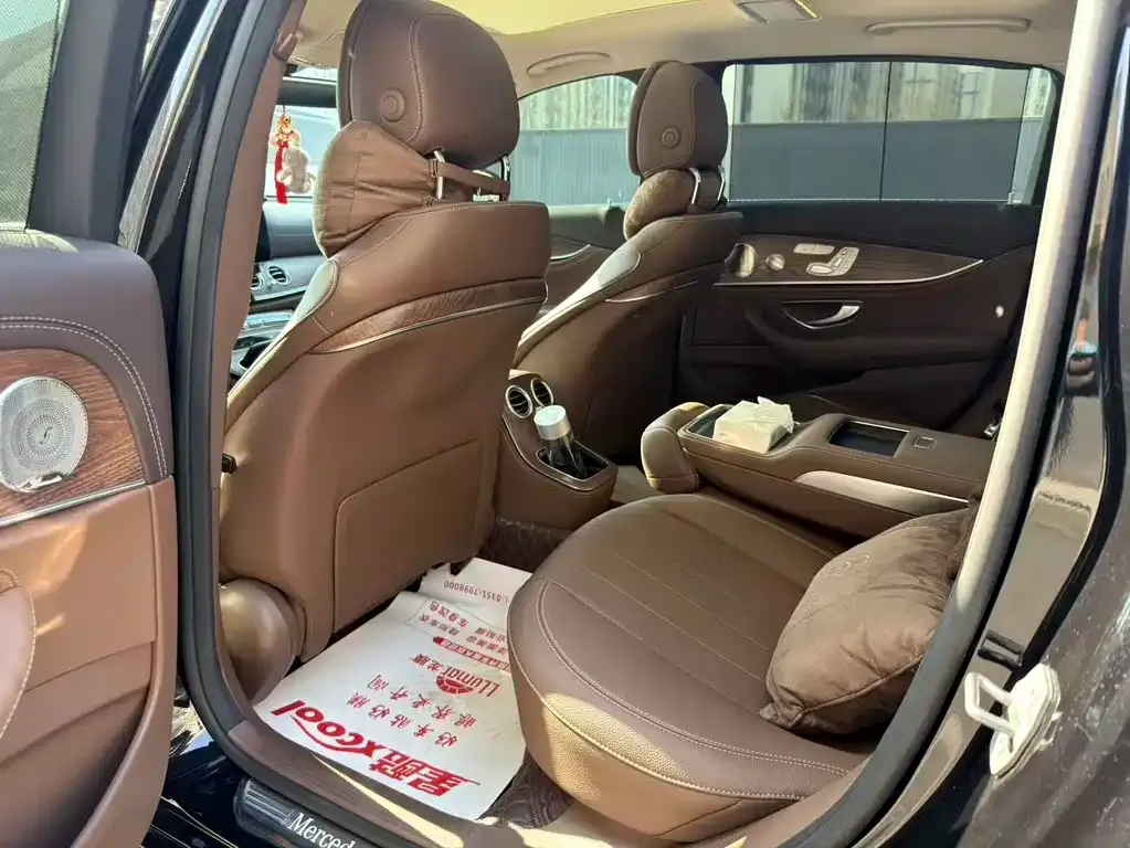 Mercedes-Benz E-Class 2023 из CN, фото 3