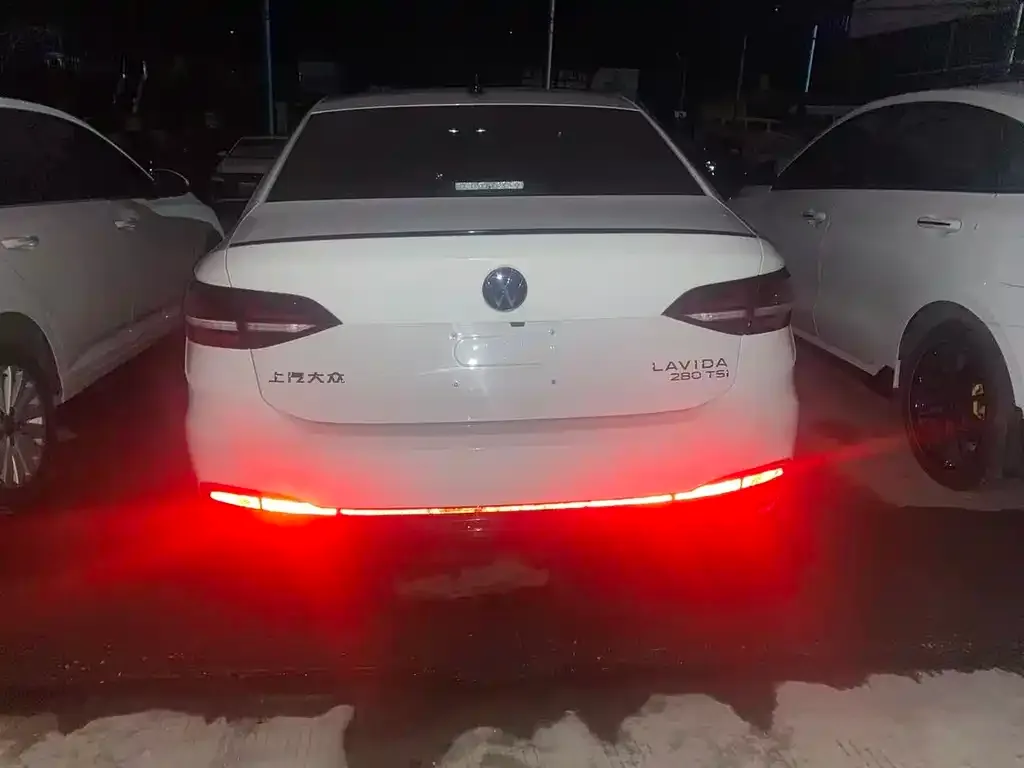 Volkswagen Lavida 2022 из CN, фото 3