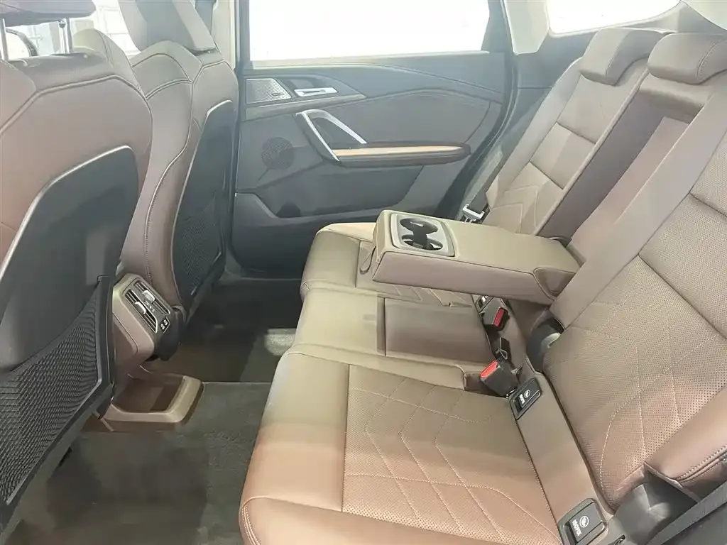 BMW X1 2025 из CN, фото 8