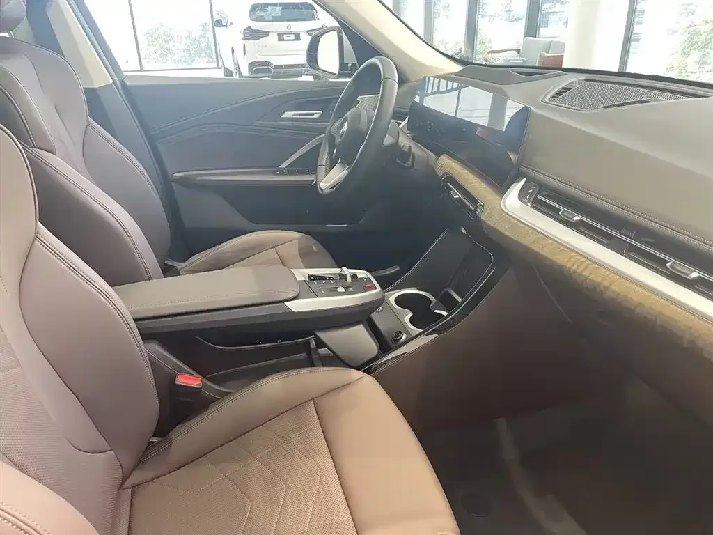 BMW X1 2025 из CN, фото 10