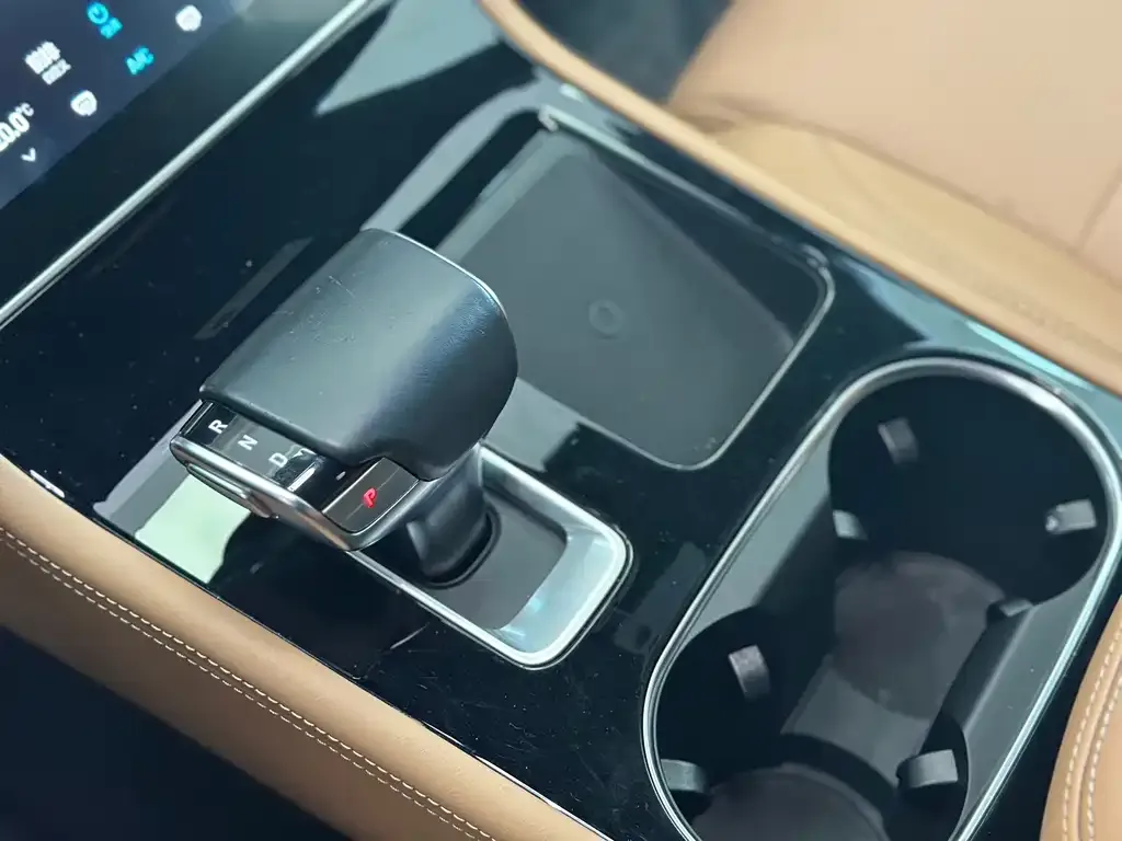 Li Auto Li ONE 2021 из CN, фото 3