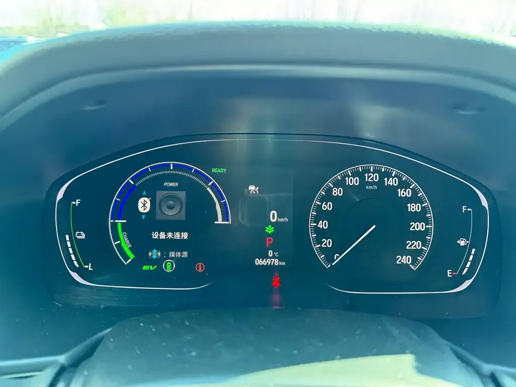 Honda Accord — фото 3