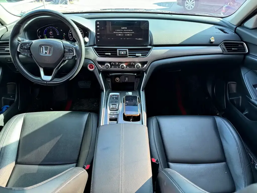 Honda Accord — фото 5