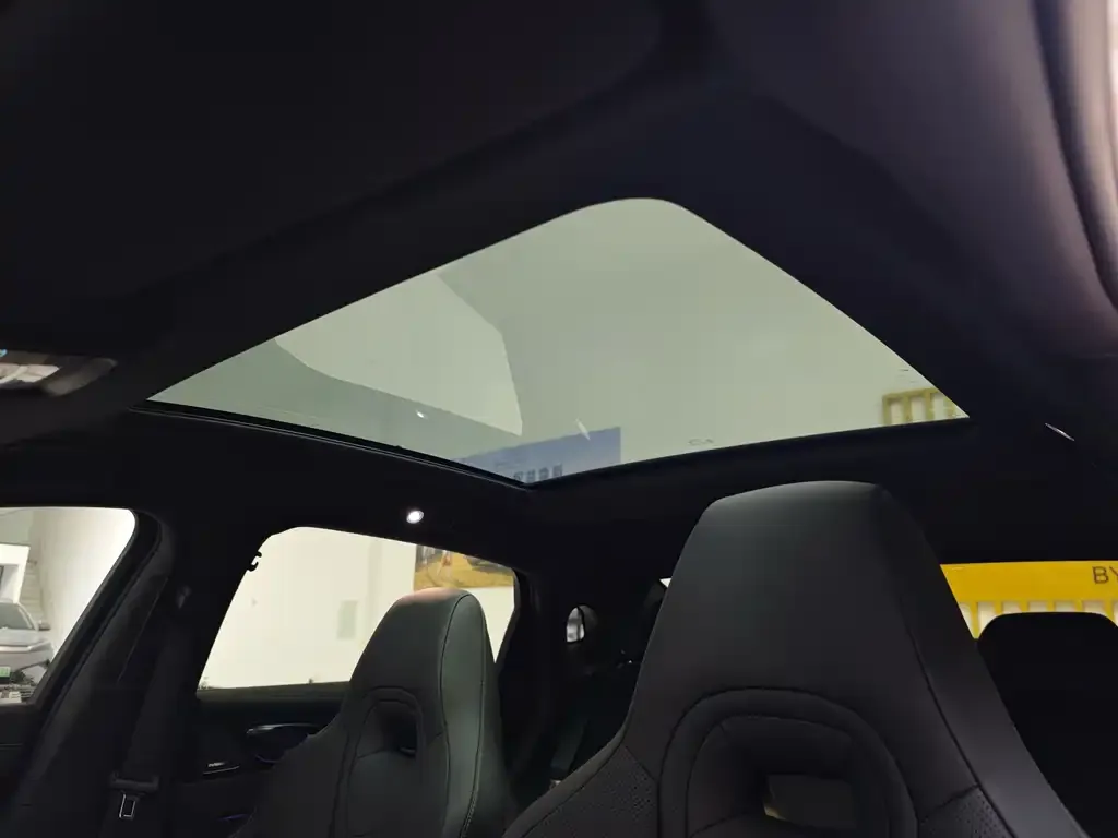 BYD Seal — фото 3