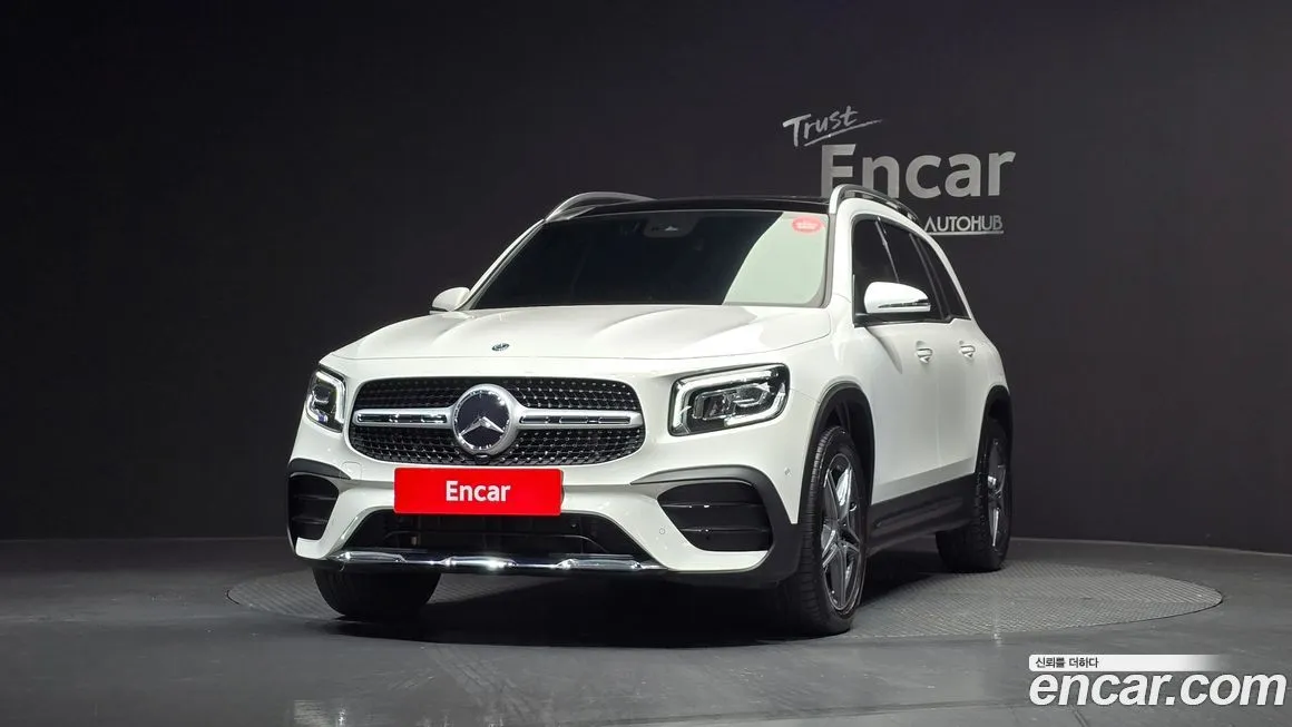 Mercedes-Benz GLB-Class — фото 9