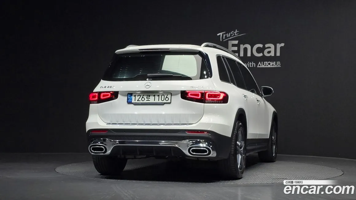 Mercedes-Benz GLB-Class — фото 6