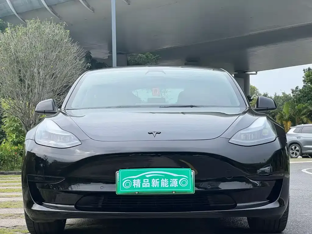 Tesla Model 3 — фото 6