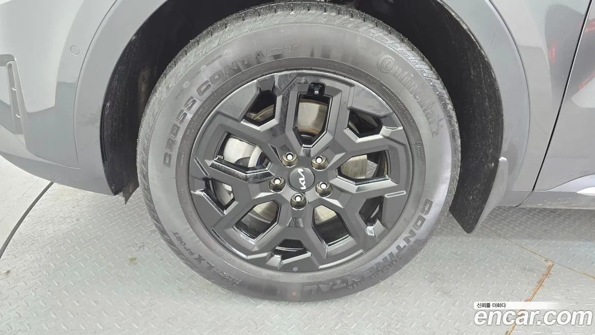 Kia Sorento — фото 10