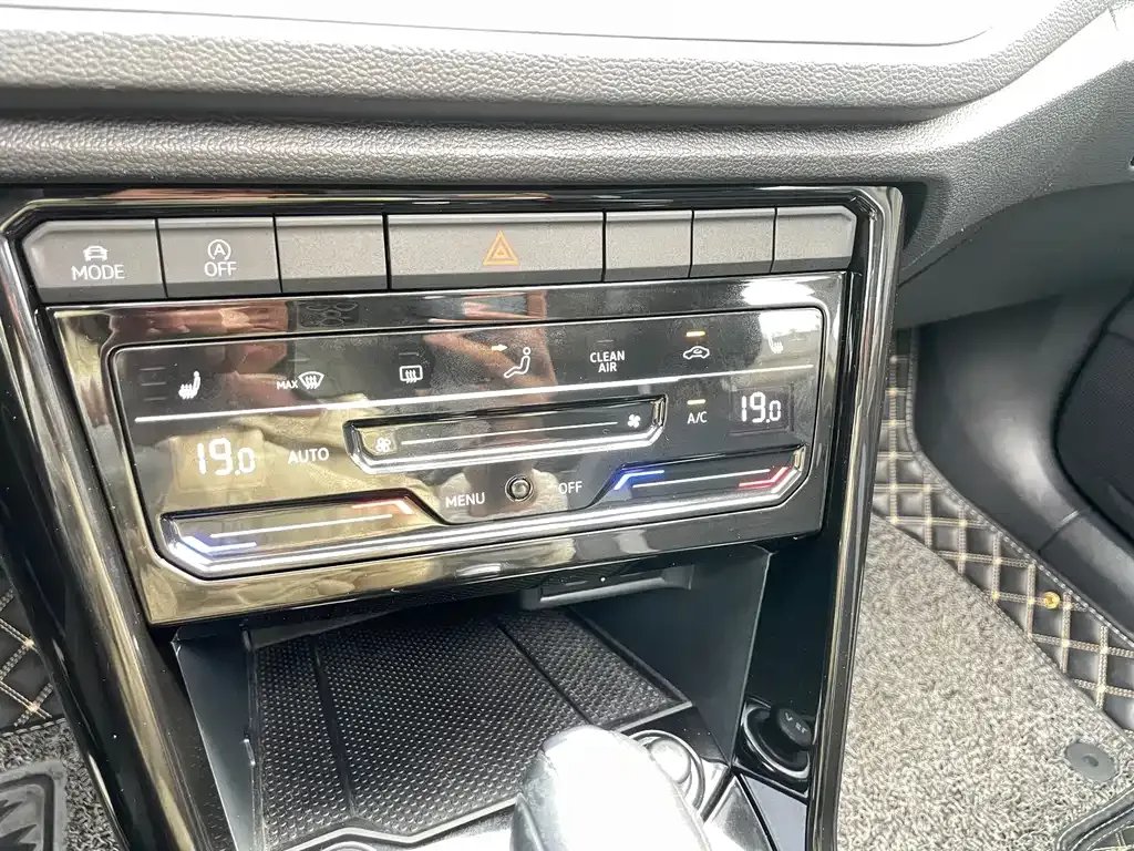 Volkswagen T-Roc 2021 из CN, фото 9