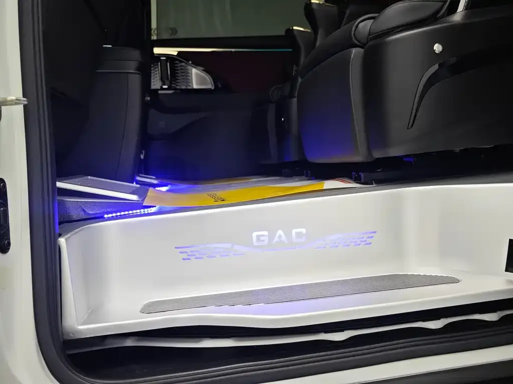 GAC Motor Trumpchi M8 2023 из CN, фото 2
