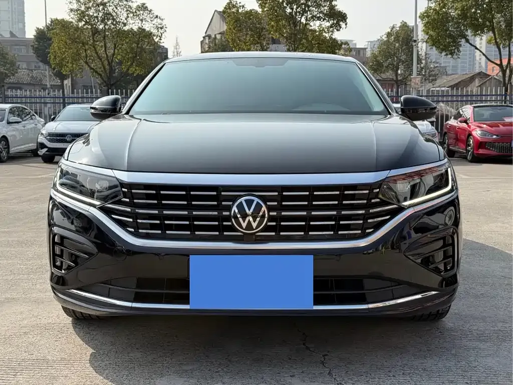 Volkswagen Passat — фото 5