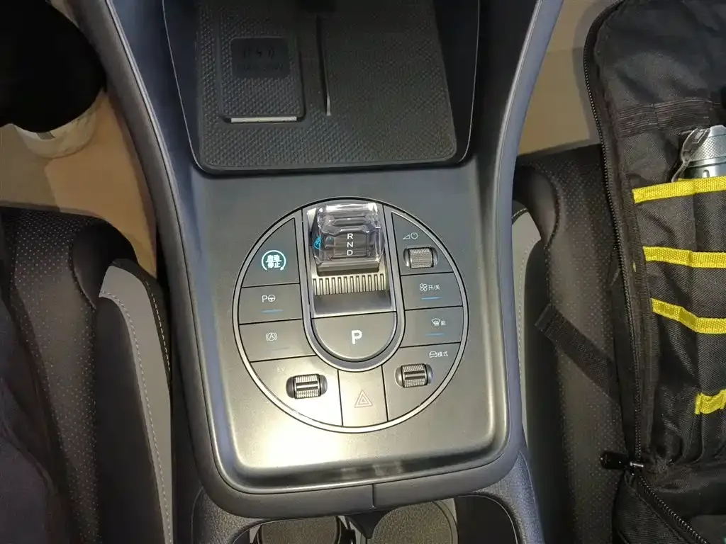 BYD Seal 05 DM-i 2025 из CN, фото 10